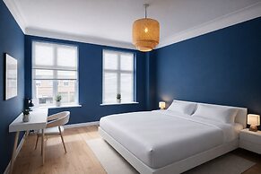 Greenbrook Blue Suites