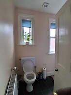 Serene Southampton Apartment With 3 Bedrooms