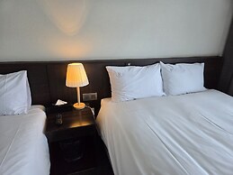 Riviera Hotel Yeongjong