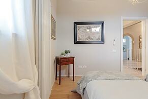 Apartment in Lucca With Terrace Views