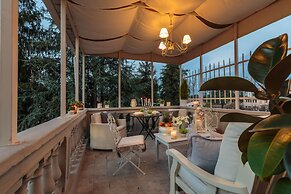 Apartment in Lucca With Terrace Views