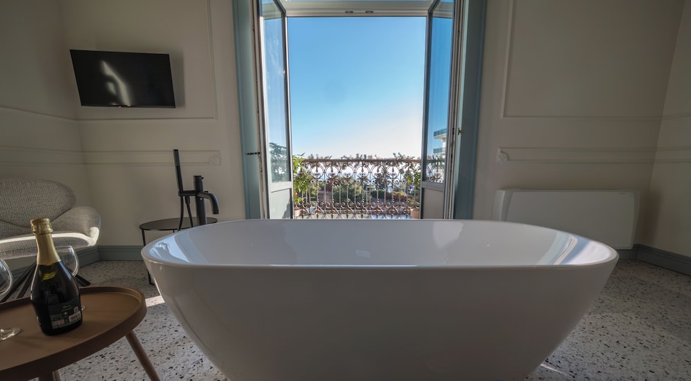 Des Bains Chambre & Suite