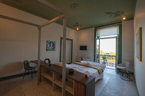 Des Bains Chambre & Suite