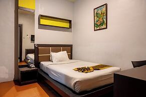 Tripletree Majestiq Hotel