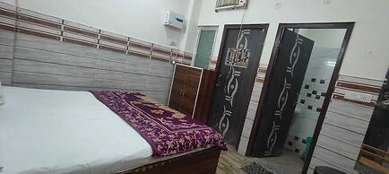 Gayatri palace Vrindavan