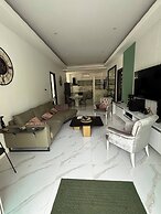 Beautiful Villa Between Jungle, sea and Mountain
