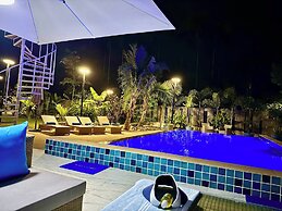 Beautiful Villa Between Jungle, sea and Mountain