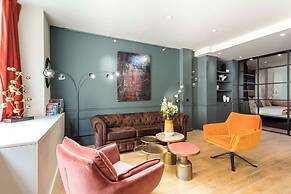 Place des Vosges, Apartment With Air Conditioning