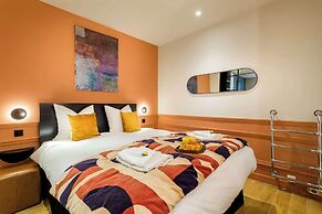 Place des Vosges, Apartment With Air Conditioning
