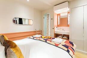 Place des Vosges, Apartment With Air Conditioning