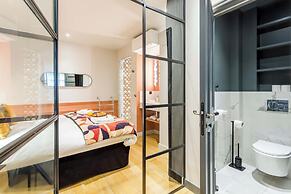 Place des Vosges, Apartment With Air Conditioning