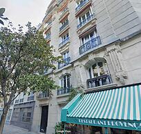 Place des Vosges, Apartment With Air Conditioning