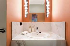 Place des Vosges, Apartment With Air Conditioning