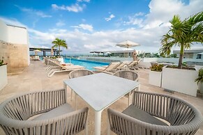 SERENADA APT 413