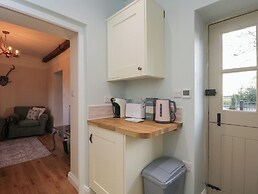 Maud Heath's Snug