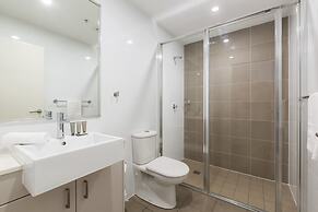 Central Redfern Home With Balcony Escape