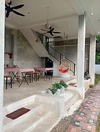 Light villa galle
