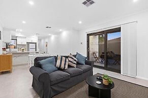 Premium Modern Homestay-Walk to Curtin University-Shared Kitchen