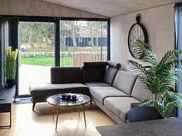 5 Star Holiday Home in Vaeggerlose