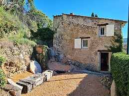 Beautiful Detached Villa With Pool