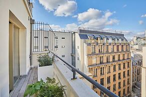 Penthouse With View of the Eiffel Tower-faubourg