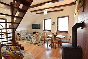 Holiday Apartment With Fireplace, Lake View