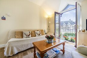 The Retreat with Free Parking