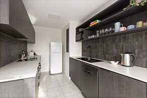 City Escape With Spa Access in Darlinghurst