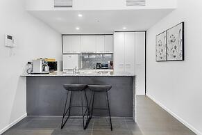 Gorgeous 3-bed in Melbourne's East End