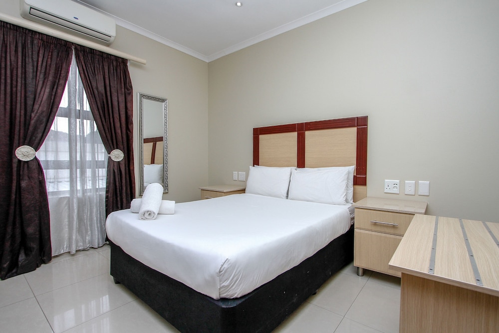 PLM Golden Lodge