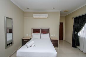 PLM Golden Lodge