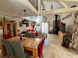 La Rocaille, House for 6 With Swimming Pool