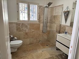 La Rocaille, House for 6 With Swimming Pool