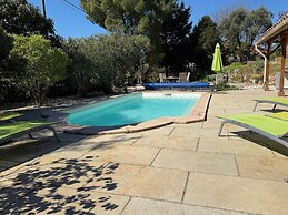 La Rocaille, House for 6 With Swimming Pool