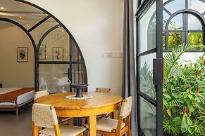 Villa Talitha by DVH Luxe Tropical Pool