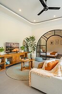 Villa Talitha by DVH Luxe Tropical Pool