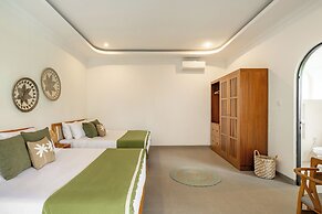 Villa Talitha by DVH Luxe Tropical Pool