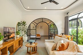 Villa Talitha by DVH Luxe Tropical Pool