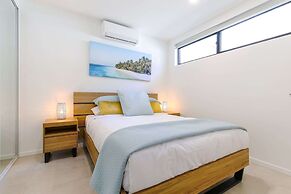 Stunning 1-bed Bayside Apartment With Superb Views