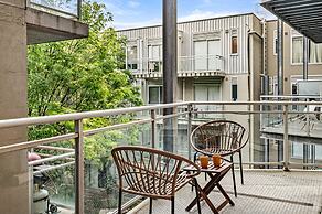 Peaceful 2-bed Apartment With Gym & Pool