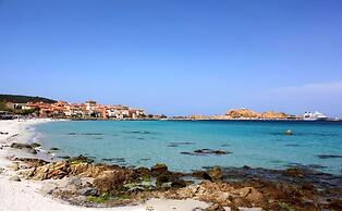 Modern 3-guest Apartment in L'ile Rousse