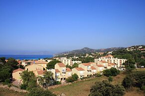Modern 3-guest Apartment in L'ile Rousse