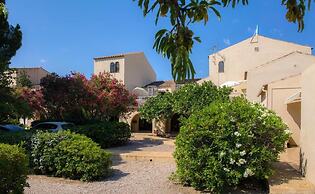 Modern 3-guest Apartment in L'ile Rousse