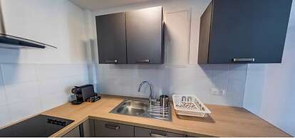 Private Room in a Shared Flat - Lyon 8