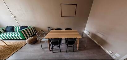 Private Room in a Shared Flat - Lyon 8