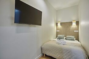 Spacious Apartment With AC - Center of Paris