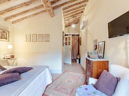 Villa in Camaiore With Pool & Tuscan Views