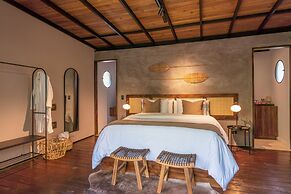 Hotel Banyan Doradal
