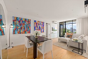 Bright 2-bed Apt With Spectacular Bridge Views