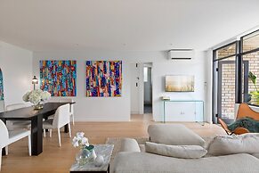Bright 2-bed Apt With Spectacular Bridge Views